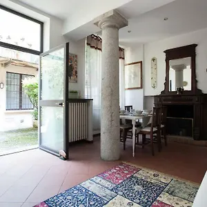  Apartment Charming Navigli Italy